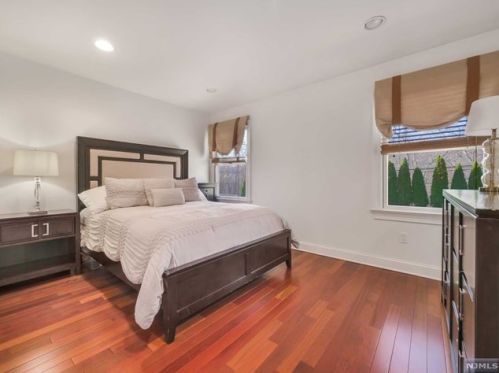 1994 Macopin Rd, West Milford NJ  07480-1932 exterior