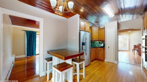828 Sherry Dr, Valley Cottage NY  10989-2202 exterior