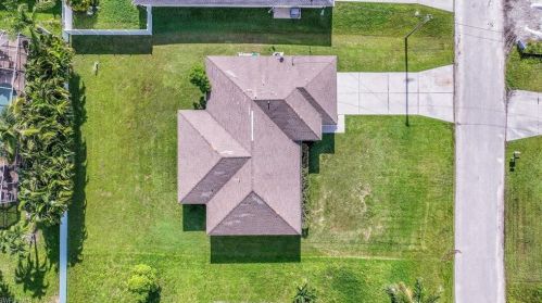 2822 10 Ter, Cape Coral FL  33993-5702 exterior