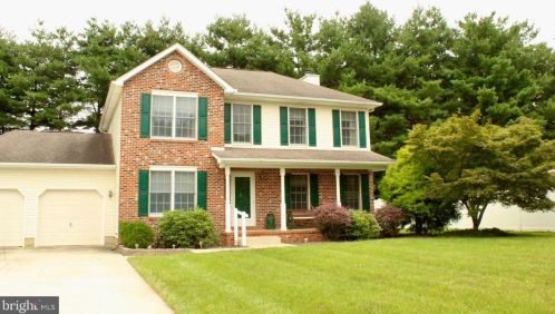 7 Pin Oak Dr, Dover, DE 19904-2375