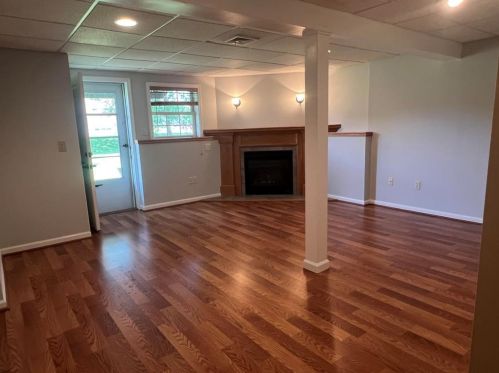 4 Saratoga Ct, Easton PA  18040-1046 exterior