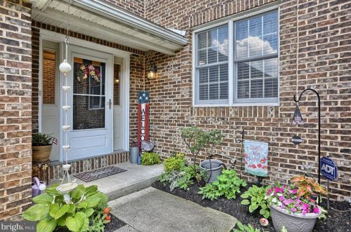 4220 Nantucket Dr, Navy Sup Dpt, PA 17050-9105