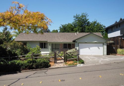 5642 Yerba Buena Rd, Santa Rosa, CA 95409-3945