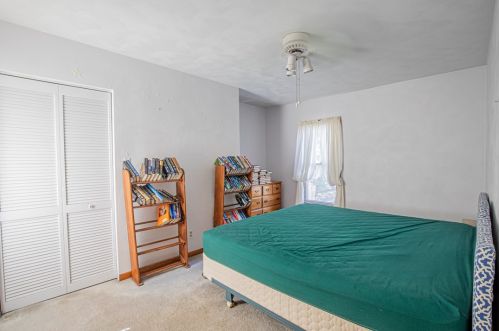 212 Green St, Connellsville PA  15425-4104 exterior