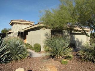 41310 Clear Crossing Ct, Phoenix, AZ 85086-1074