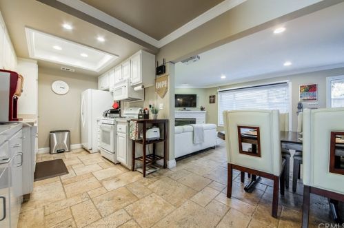 9542 Mayne St, Bellflower, CA 90706-5260