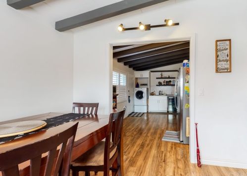 7076 Newbury Ave, San Bernardino CA  92404-6441 exterior