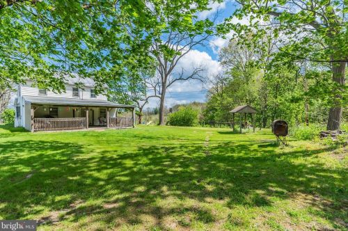 731 Shippensburg Rd, Lees Cross Roads, PA 17257-8633