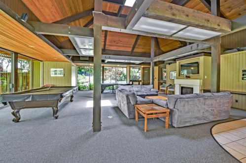 505 Cypress Point Dr, Mountain View CA  94043-4864 exterior