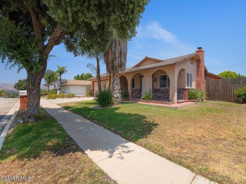 792 Wishard Ave, Simi Valley CA  93065-5676 exterior