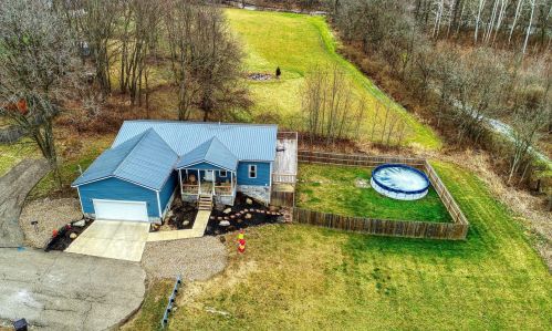 144 Kenny Ln, Cardington, OH 43315-9611