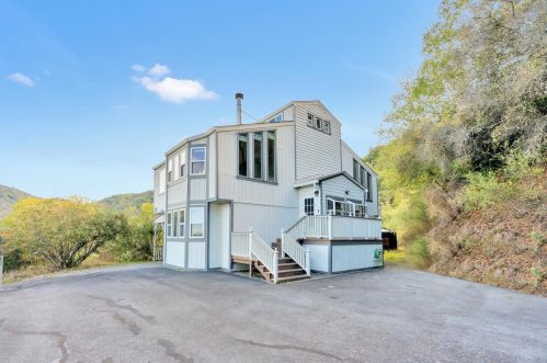 17255 Soda Springs Rd, Los Gatos, CA 95033-8652