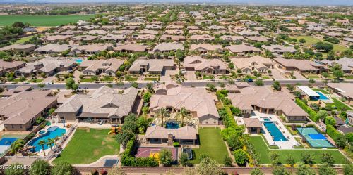 2111 Mead Dr, Gilbert AZ 85298-1215 exterior