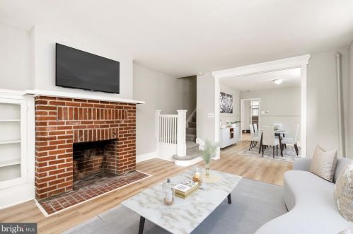 218 Cuyler Ave, Trenton, NJ 08629-1806