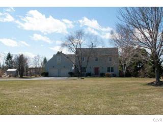2230 Apple Rd, Fogelsville, PA 18051-1905