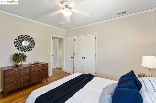 336 45 St, Oakland CA 94609-2025 exterior