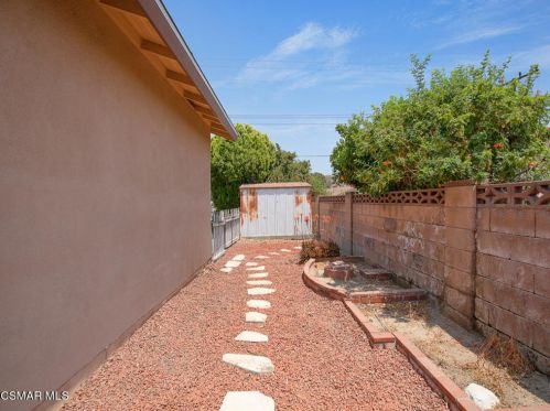 792 Wishard Ave, Simi Valley CA  93065-5676 exterior