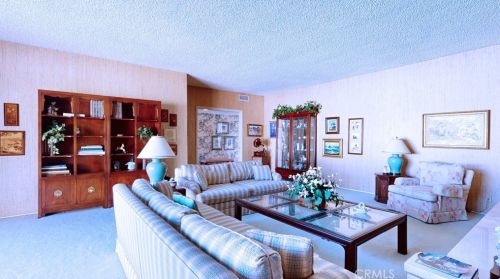 1135 Amelia Dr, Long Beach, CA 90807-2403