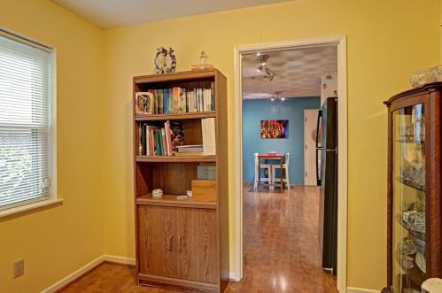 9905 Estate Ln, Dallas TX  75238-2130 exterior