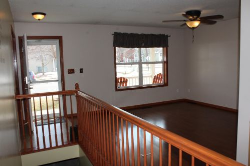 810 2nd Ave, Plainview, MN 55964-1090