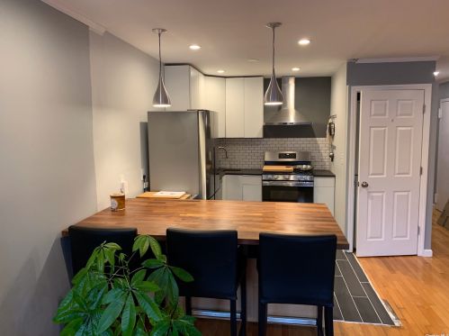 78-15 153rd Ave, Jamaica, NY 11414-1746