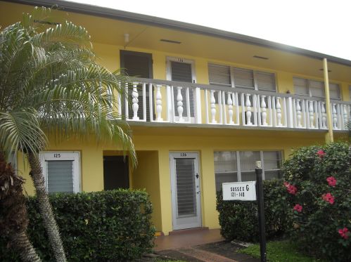 136 Sussex G, West Palm Beach, FL 33417-6826