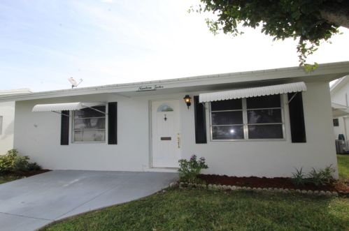 1912 19th St, Boynton Beach, FL 33426-4619