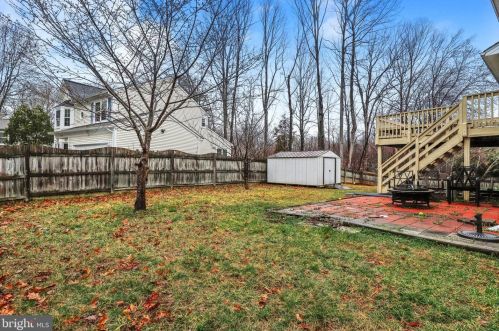 5344 Satterfield Dr, Woodbridge VA  22193-3408 exterior