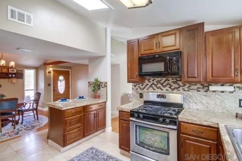 5551 Gala Ave, San Diego CA  92120-1807 exterior