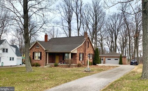 1177 Felton Rd, Red Lion, PA 17356-9306