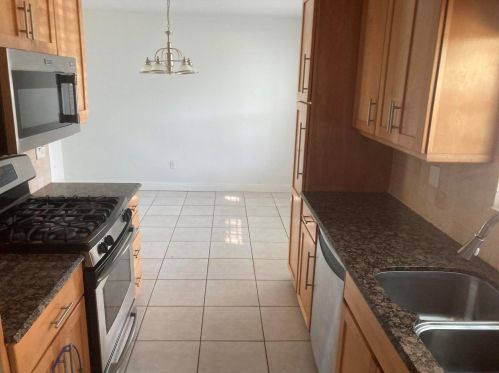 271 Faring Ave, Fort Pierce FL  34983-1758 exterior