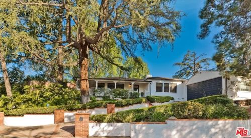 15126 Encanto Dr, Van Nuys, CA 91403-4410