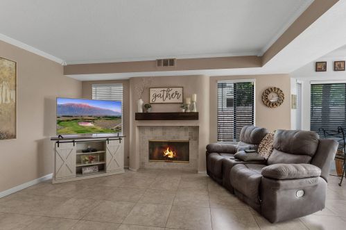 49440 Via Pompa, La Quinta CA  92253-2428 exterior