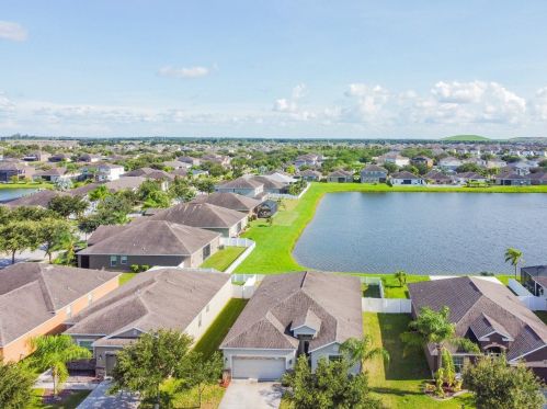 13408 Graham Yarden Dr, Riverview FL  33579-2390 exterior