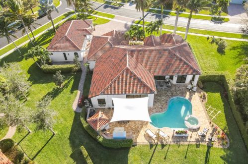 9979 Osprey Pointe Dr, Hobe Sound FL  33455-3023 exterior
