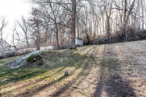 691 Millbrook Rd, Middletown CT  06457-5523 exterior