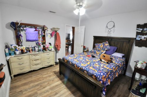 4010 Gdn Ave, West Palm Beach FL  33405-2578 exterior