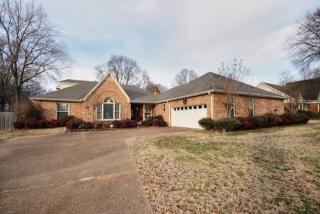 676 Winhill Ln, Piperton, TN 38017-1469