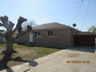 605 Martin Way, Bakersfield, CA 93308-1869
