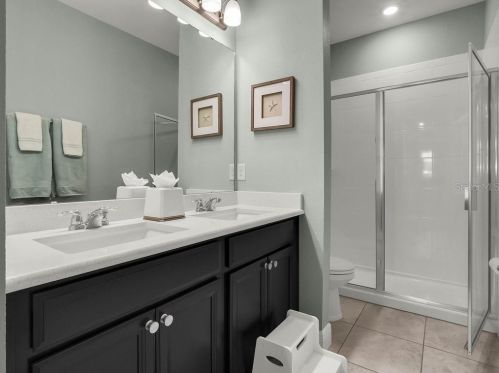 8148 Chilton Dr, Orlando FL 32836 exterior