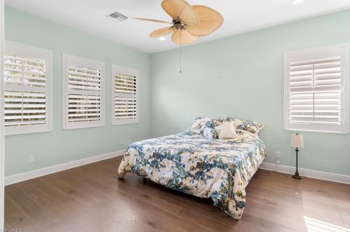 4464 Tamarind Way, Naples FL  34119-9684 exterior