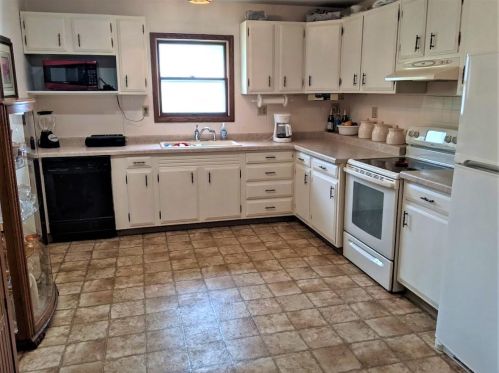 303 Anderson St, Coon Valley, WI 54623-7702
