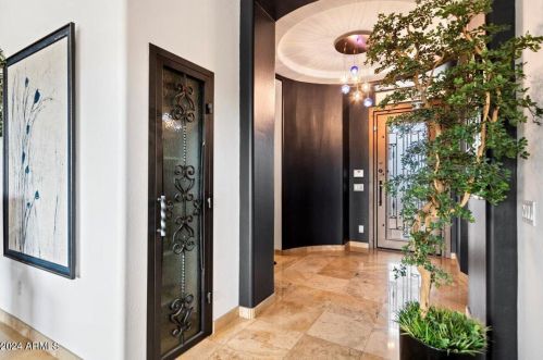 17319 Fontana Way, Scottsdale, AZ 85268-8574