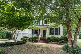 6 Woodhill Ct, Durham, NC 27713-7171