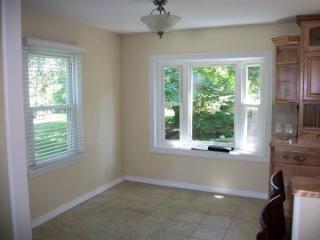 2020 Parkway Dr, Manhattan KS  66502-1938 exterior