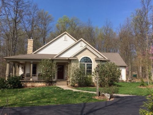 1725 Pinetown Rd, Wellsville, PA 17365-9204