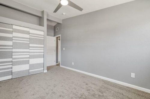 6577 Melrose Dr, North Highlands CA  95660-4378 exterior