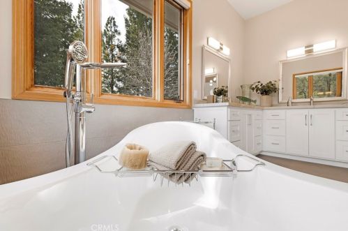 3383 Canyon Oaks Ter, Chico CA  95928-4029 exterior