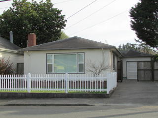 1124 14th St, Eureka, CA 95501-2430