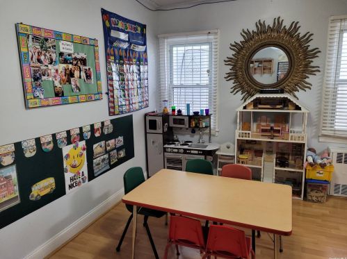 97-19 89th St, Jamaica NY  11421-1323 exterior